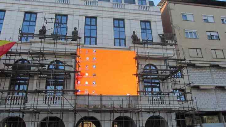 Skopje Desktop mit Gerüst klein