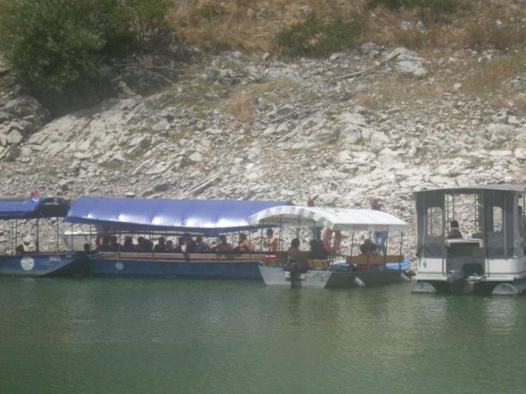 Belg Zlatib Katamarane