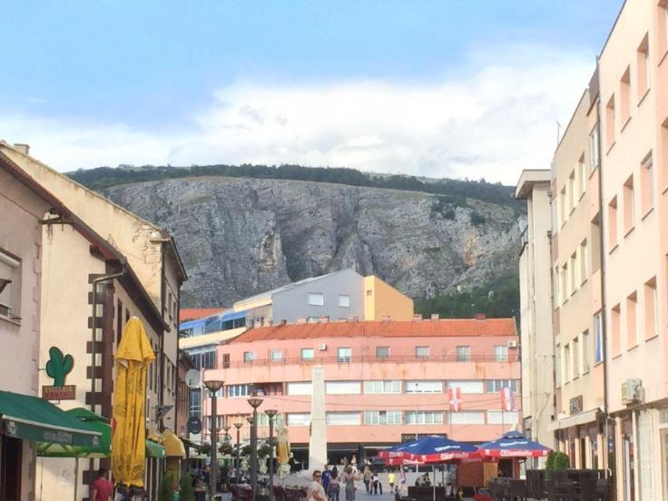 Livno Juli 2018 Mittelpunkt der Welt II (1)